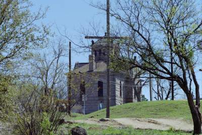 TEXAS LLANO CHURCH.JPG